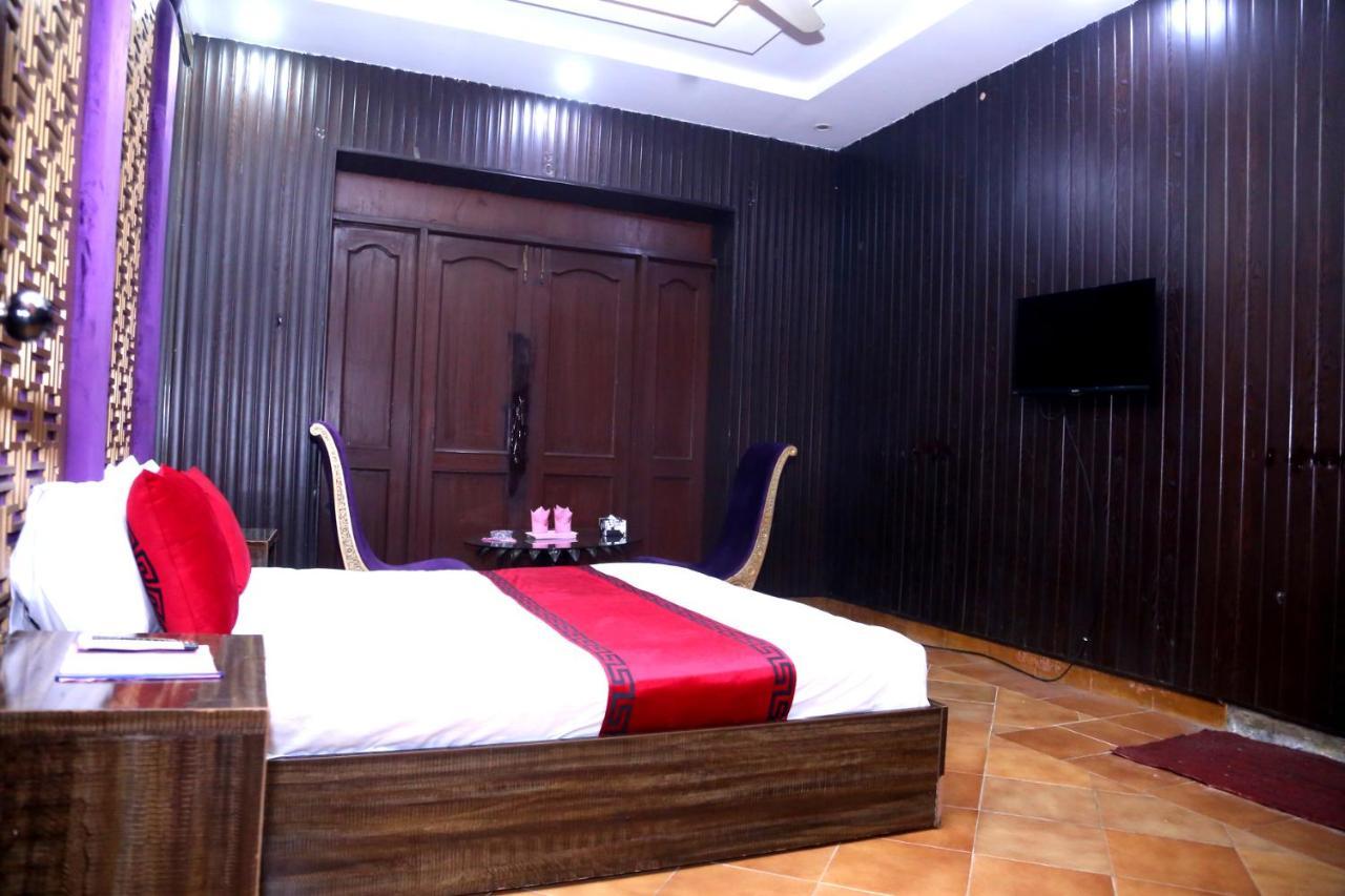 Sapphire Inn Motel Lahaur Zewnętrze zdjęcie