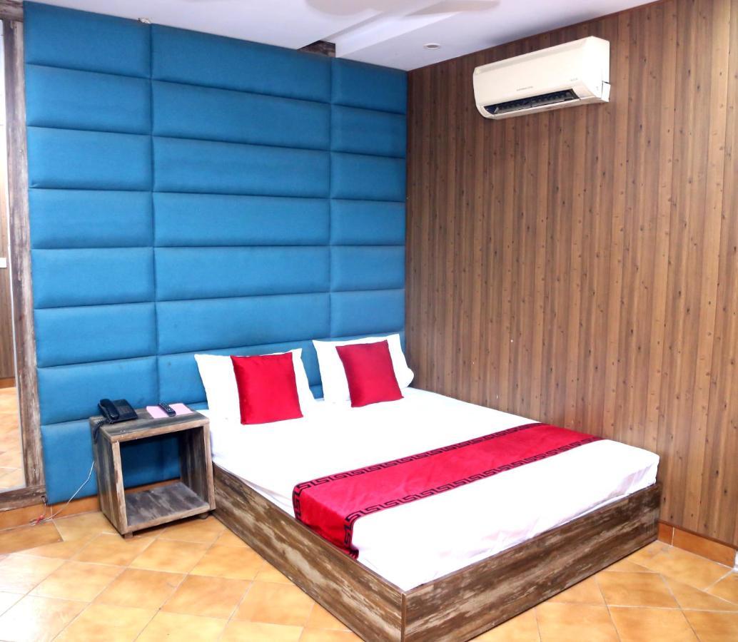 Sapphire Inn Motel Lahaur Zewnętrze zdjęcie