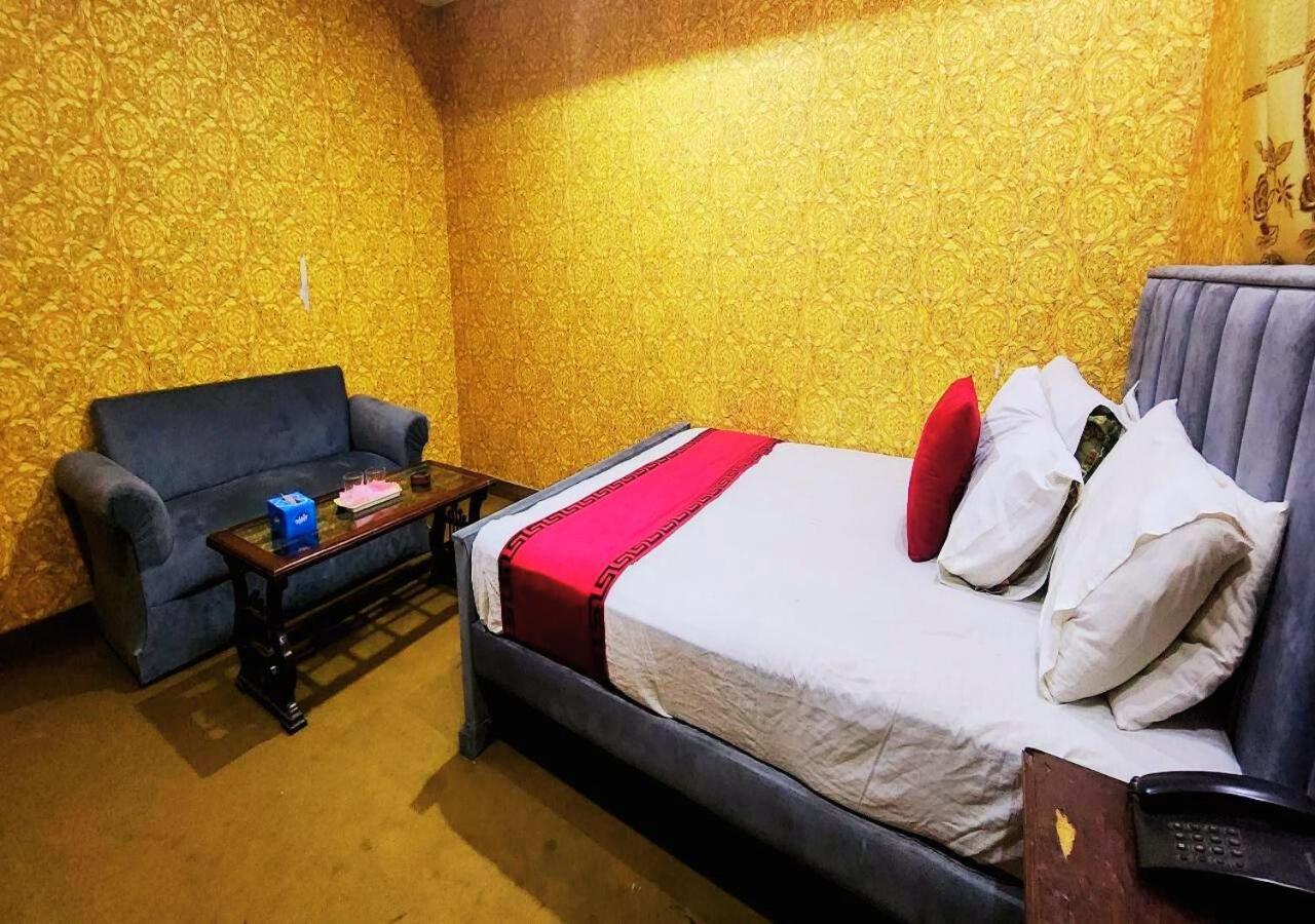 Sapphire Inn Motel Lahaur Zewnętrze zdjęcie