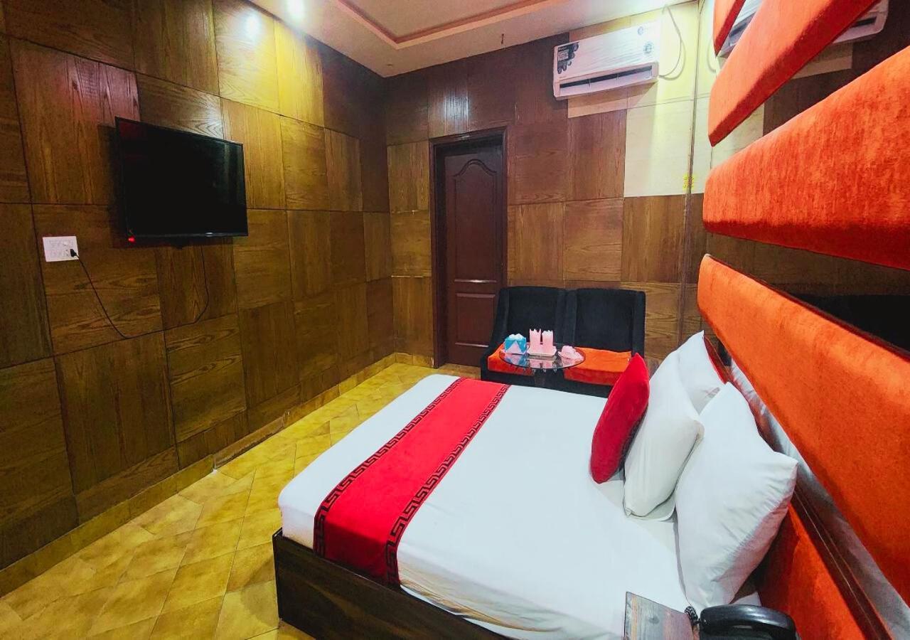 Sapphire Inn Motel Lahaur Zewnętrze zdjęcie